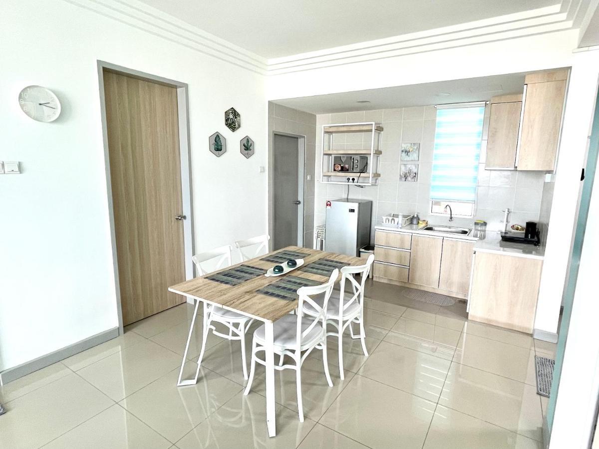 New Seaview Families Suite - Breezy Blue Куала-Тренгану Екстер'єр фото
